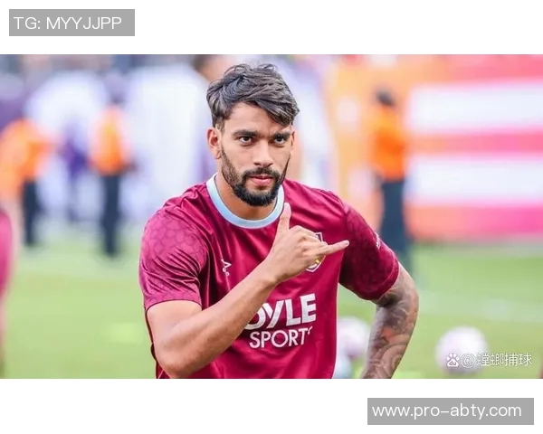 弗拉门戈再次报价帕奎塔与西汉姆联展开深入谈判 弗拉门戈再次报价帕奎塔与西汉姆联展开深入谈判